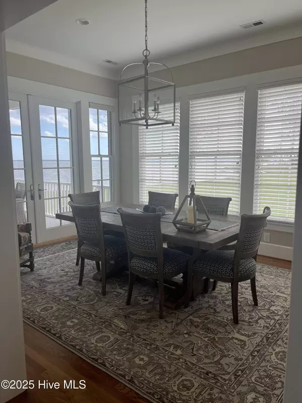 3009 Maritime DR, Oriental, NC 28571