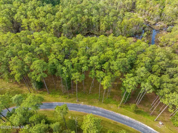 87 Broadview PT, Oriental, NC 28571