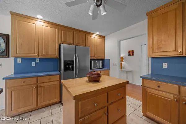 9333 Doris DR, Oriental, NC 28571