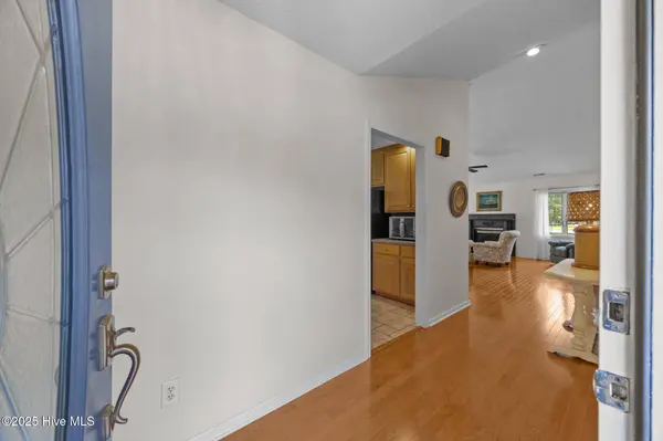 9333 Doris DR, Oriental, NC 28571