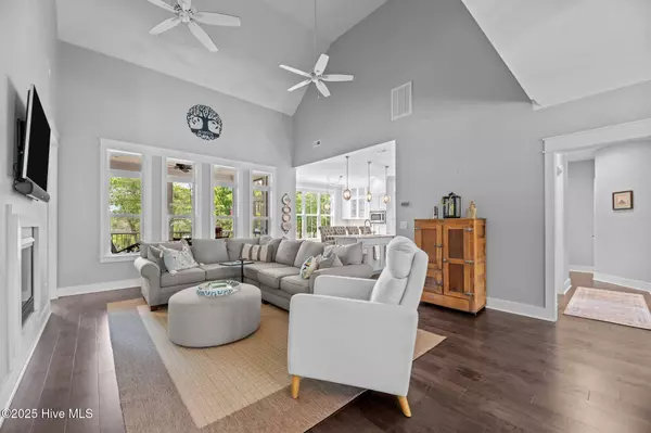 164 Cape Hatteras PT, Oriental, NC 28571