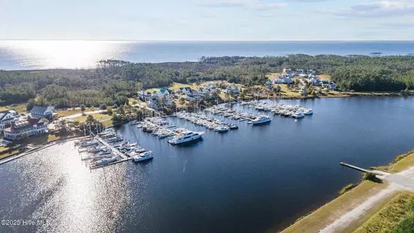 451 E Harborside RD #A35, Oriental, NC 28571