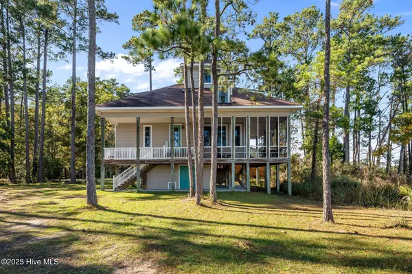 42 Lori LN, Oriental, NC 28571