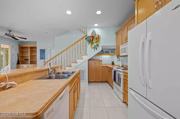 42 Lori LN, Oriental, NC 28571