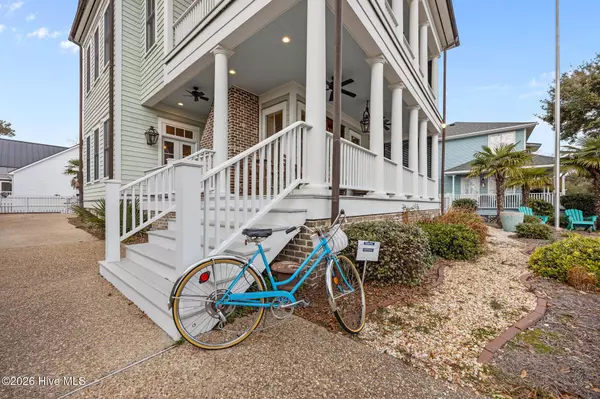 203 Vandemere ST, Oriental, NC 28571