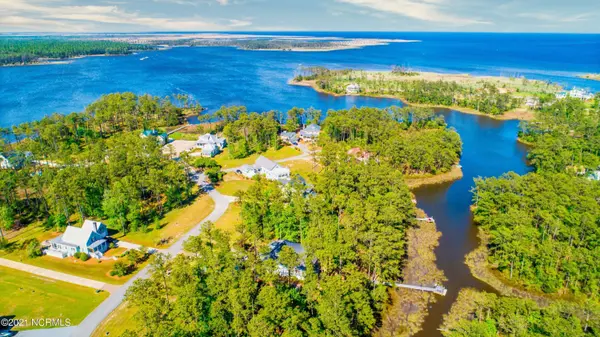 126 Oyster Point RD, Oriental, NC 28571
