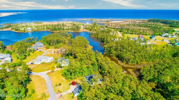 126 Oyster Point RD, Oriental, NC 28571
