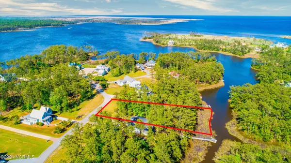 126 Oyster Point RD, Oriental, NC 28571
