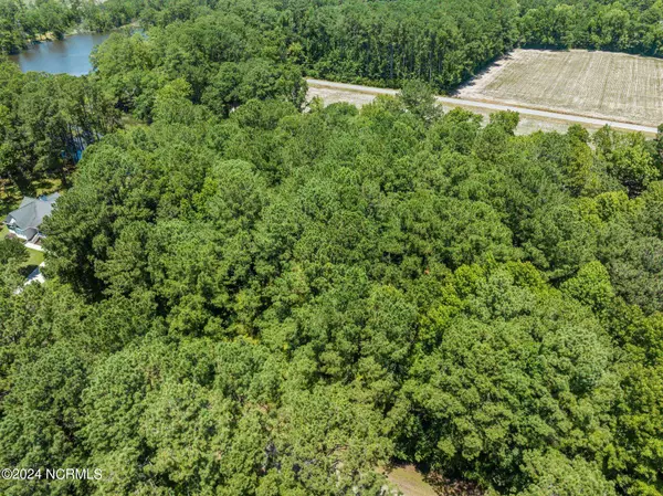 806 Sailhaven DR, Oriental, NC 28571