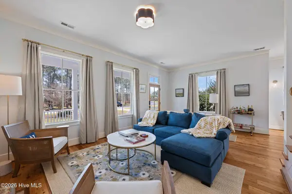 101 Oyster Point RD, Oriental, NC 28571