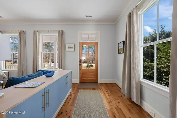 101 Oyster Point RD, Oriental, NC 28571