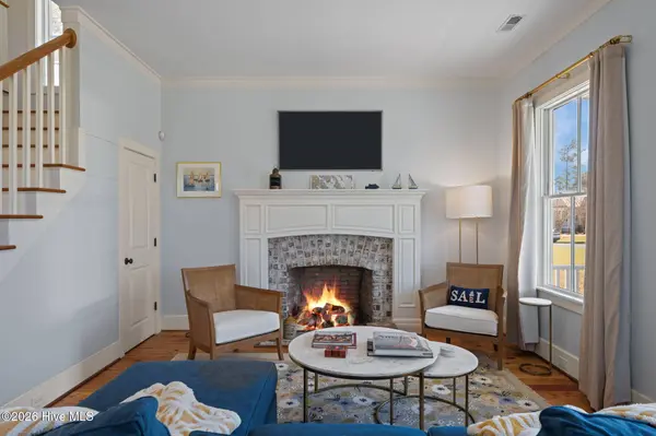 101 Oyster Point RD, Oriental, NC 28571