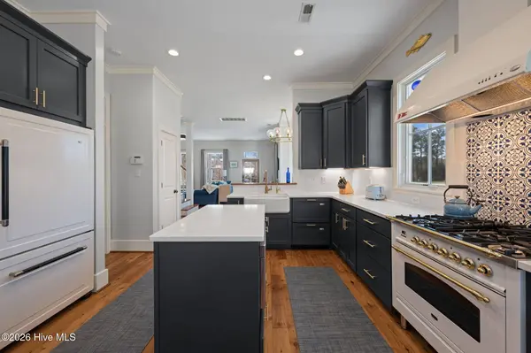 101 Oyster Point RD, Oriental, NC 28571