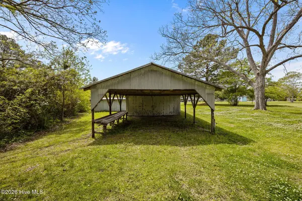 401 Neuse ST, Oriental, NC 28571