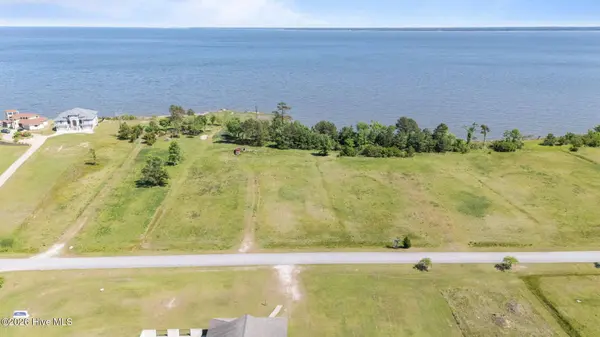 63 Wind Lake RD S, Oriental, NC 28571