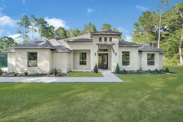 104 Inscription LN, Huntsville, TX 77340