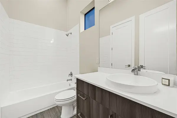 2317 Cleburne ST, Houston, TX 77004