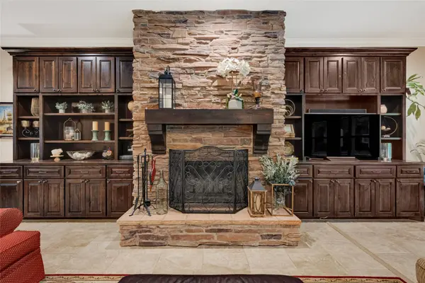 27706 Live Oak View CT, Huffman, TX 77336