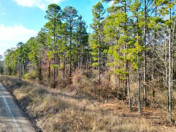 777 Johnny Beavers Trail RD, Broken Bow, OK 74728