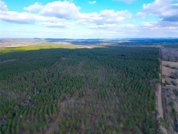 45 Johnny Beavers LOOP, Broken Bow, OK 74728