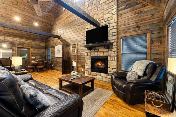 31 Rough Cut CIR, Broken Bow, OK 74728