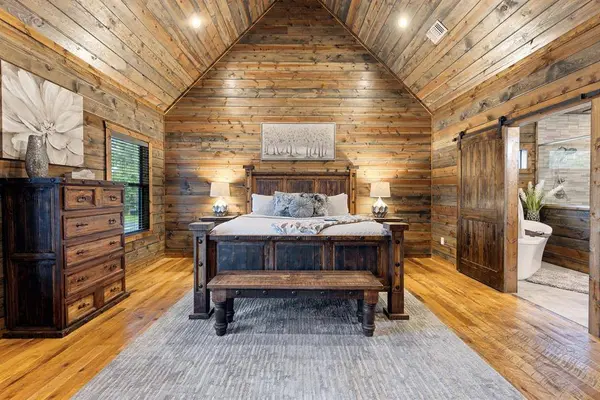 31 Rough Cut CIR, Broken Bow, OK 74728