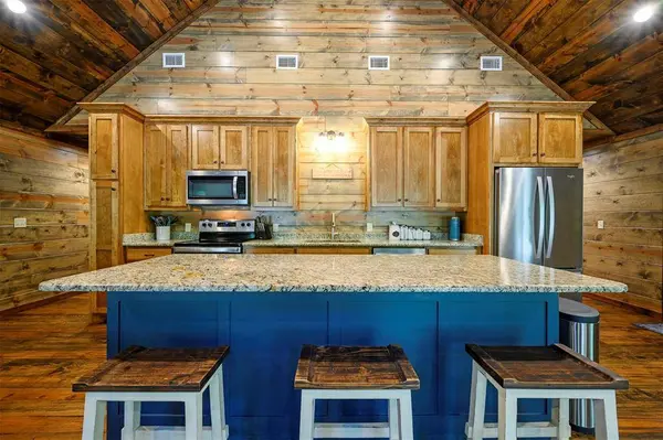 70 Breeann CIR, Broken Bow, OK 74728