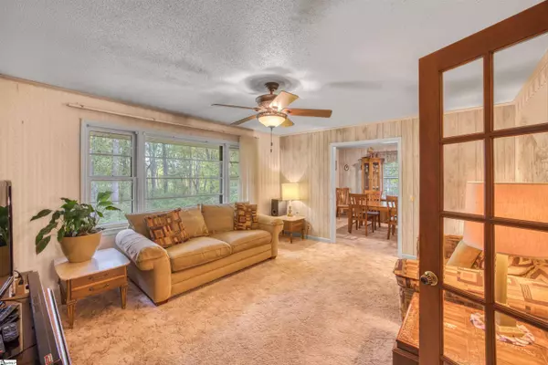 115 Mustang Circle, Simpsonville, SC 29681