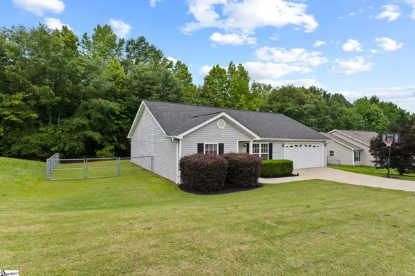 15 Laws Lane, Piedmont, SC 29673