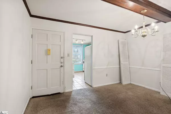 925 Cleveland Street, Greenville, SC 29601