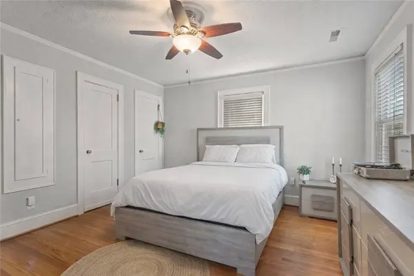 308 S B ST, Easley, SC 29640