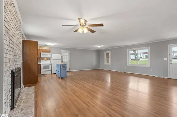 411 Pelzer Highway, Easley, SC 29642