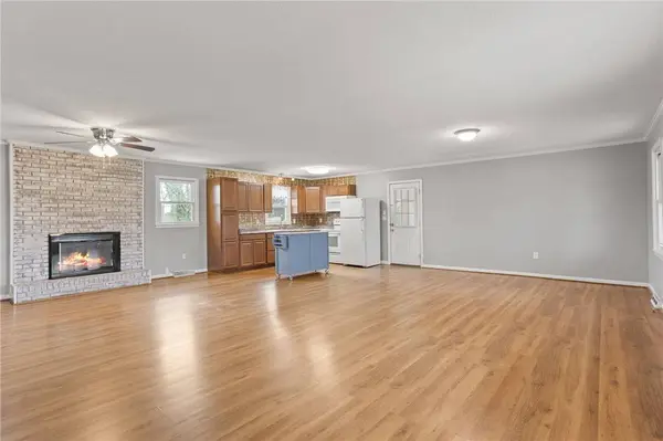 411 Pelzer HWY, Easley, SC 29642