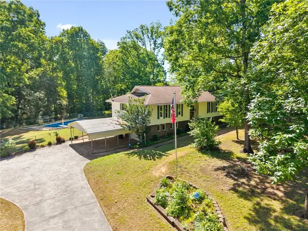 1206 Cely RD, Easley, SC 29642