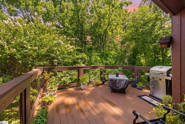 15 Creekside Way, Greenville, SC 29609