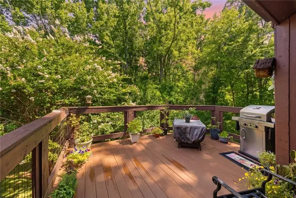 15 Creekside WAY, Greenville, SC 29609