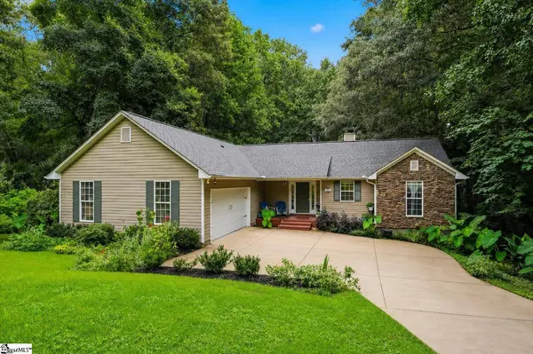 340 Camperdown Court, Easley, SC 29642