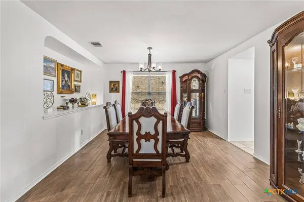 8217 SAGE MEADOW DR DR, Temple, TX 76502