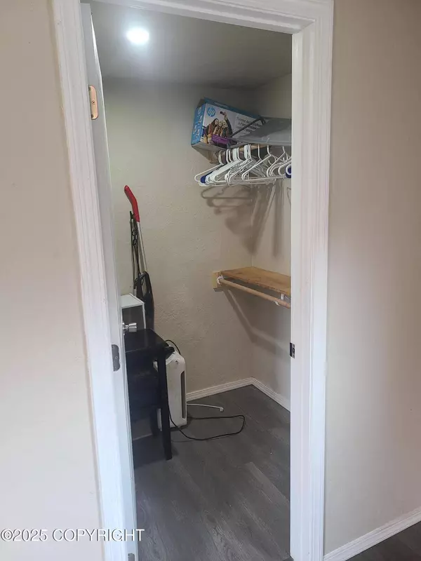 2221 Muldoon RD #906, Anchorage, AK 99504