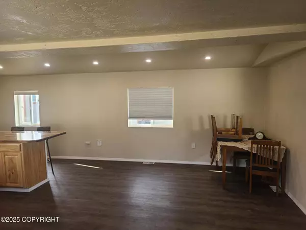 2221 Muldoon RD #906, Anchorage, AK 99504