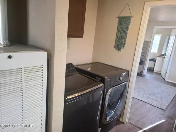 2221 Muldoon RD #906, Anchorage, AK 99504