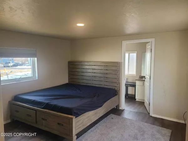 2221 Muldoon RD #906, Anchorage, AK 99504