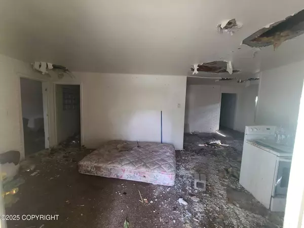 1403 Nelchina ST, Anchorage, AK 99501