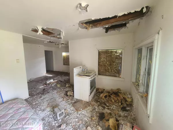 1403 Nelchina ST, Anchorage, AK 99501