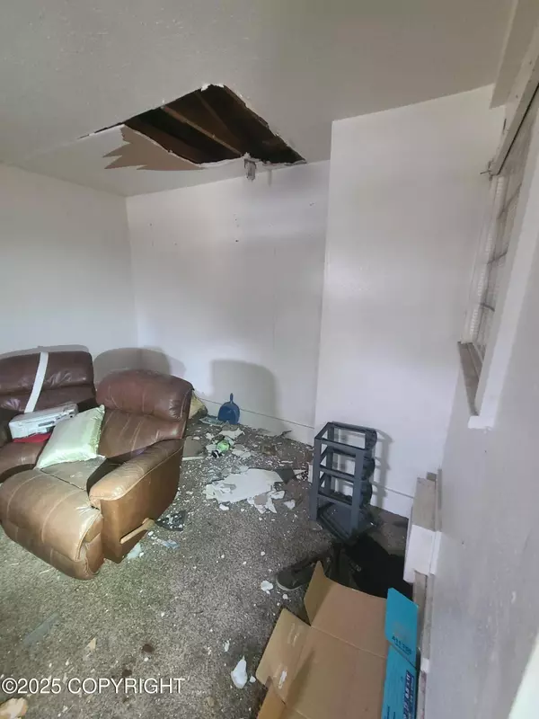 1403 Nelchina ST, Anchorage, AK 99501