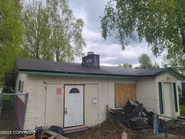 1403 Nelchina ST, Anchorage, AK 99501