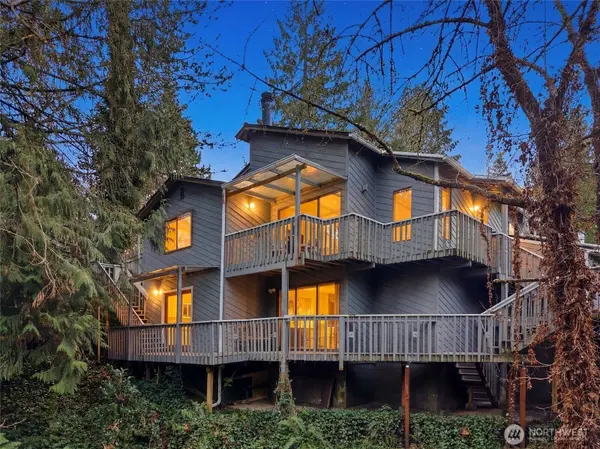 2545 NE 95th ST, Seattle, WA 98115