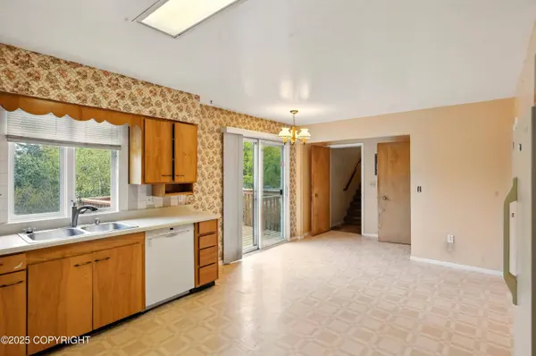 7101 O'Malley Rd, Anchorage, AK 99507