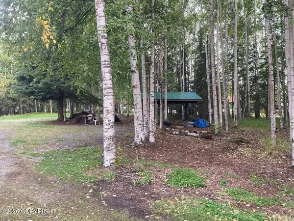 22728 Friendship LN, Chugiak, AK 99567