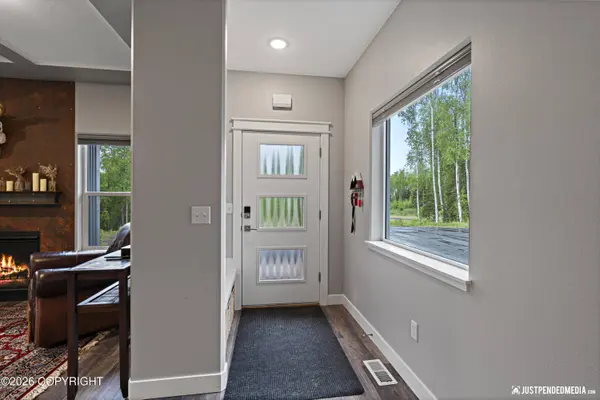 9904 W Aircraft CT, Wasilla, AK 99623